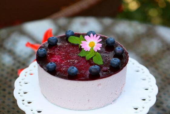 蓝莓的功效与作用 蓝莓怎么做好吃