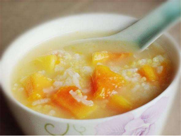 杨桃是寒性水果吗,杨桃性寒吃多了胃寒腹痛