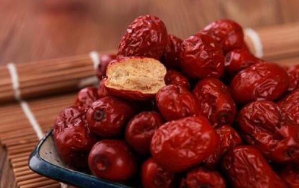 扁豆不能和什么一起吃,扁豆和什么一起吃最好