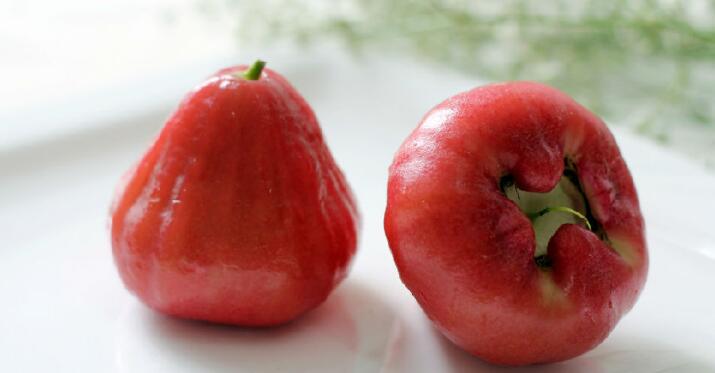 莲雾中间芯能吃吗,莲雾的功效与作用禁忌