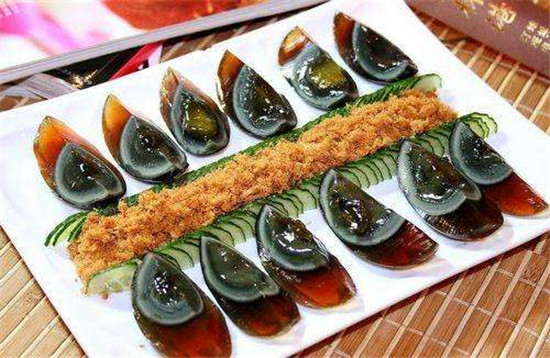 松花蛋一次最多吃几个,松花蛋的危害