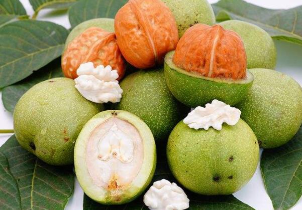 青皮核桃什么时候上市,青皮核桃多少钱一斤