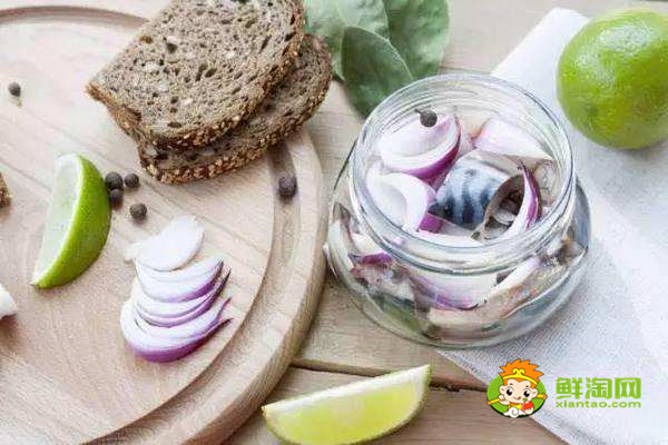 洋葱和芹菜能一起煮水喝吗,洋葱和南瓜和黄瓜能一起吃吗