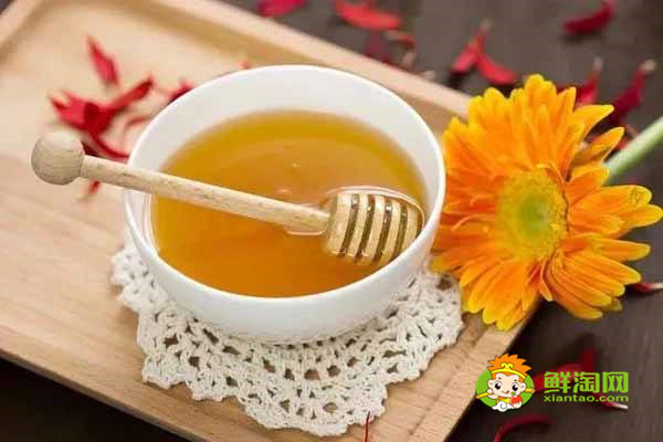 蜂蜜不能和什么一起吃,原来蜂蜜是不适合加到豆浆中饮用