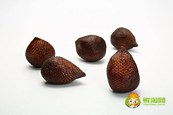 蛇皮果果肉是什么颜色,蛇皮果果肉颜色白中带黄